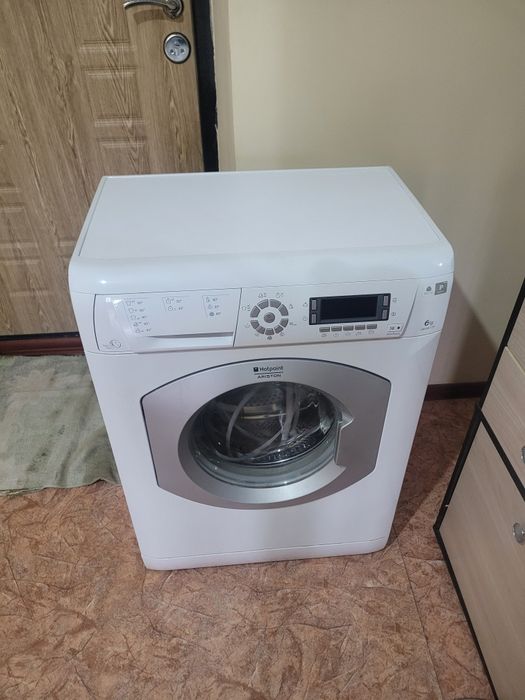 Продаю стиральную машинку