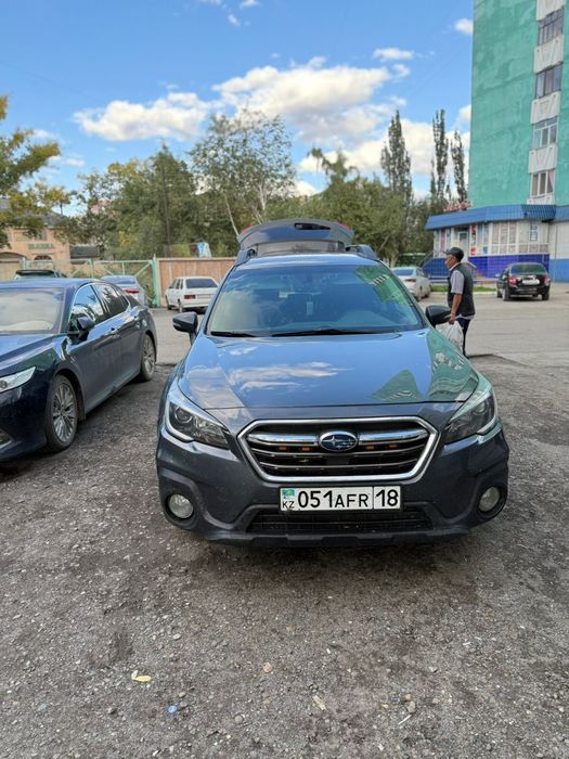 Продам Субару аутбек