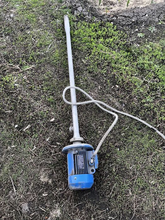 Продам электродвигатель 0.37квт