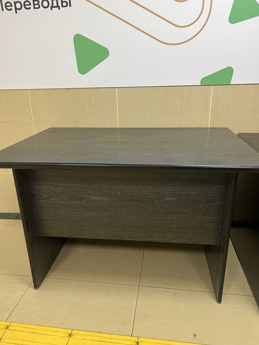 Продам стол офисный, б/у