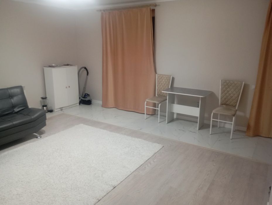 продам 1 комнатную студию