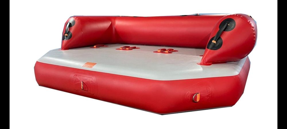 Водный диван банан