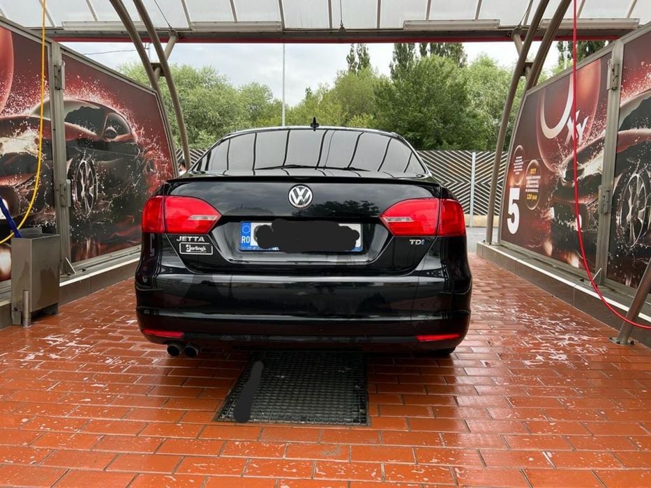 VW JETTA MK6 2012 2.0TDI