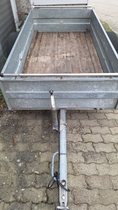 Remorci diferite modele