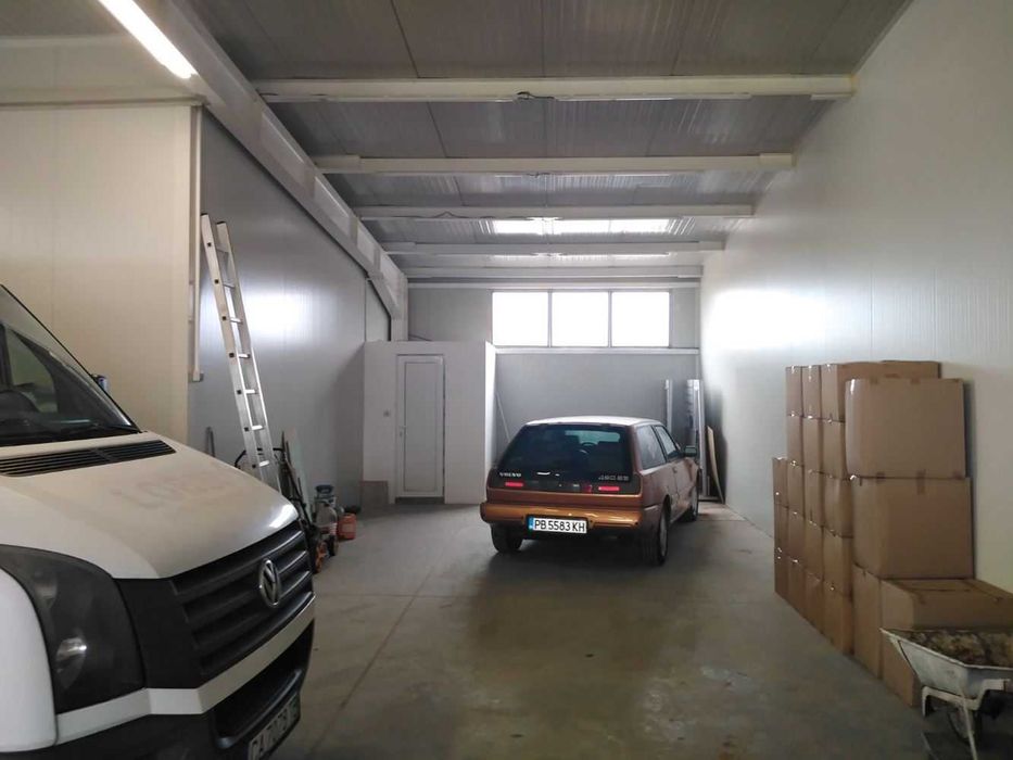 Дава се под наем Склад в Пловдив, Индустриална зона - Север - 200 кв.м за 816 € - Снимка #4