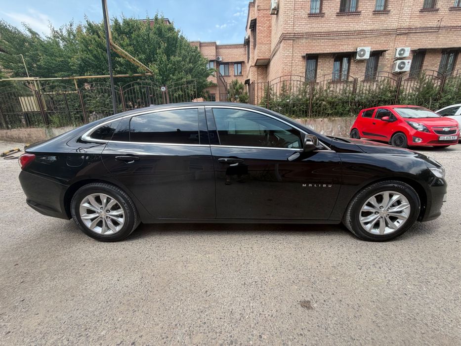 Chevrolet Malibu 2021 — 3
