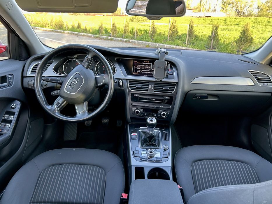 Audi A4 / ACC/LANEassist/Trapa