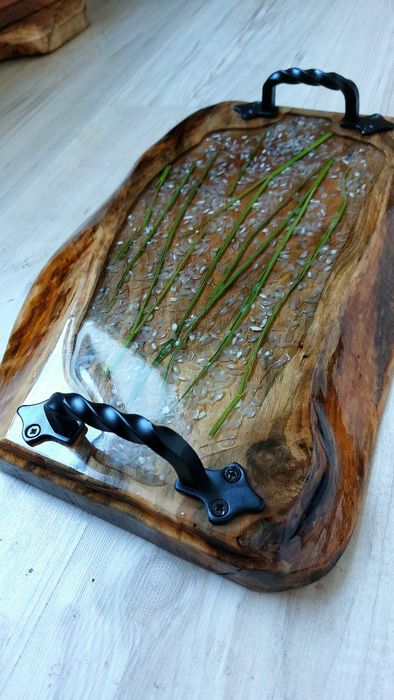 Дъска / плата и подноси за рязане на мезета от ОРЕХ