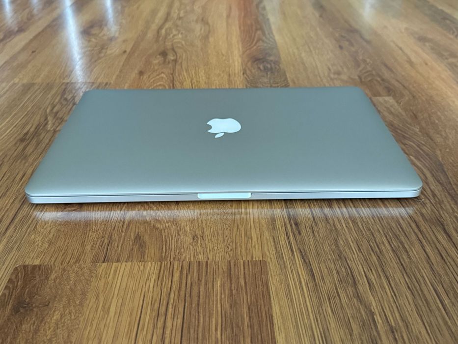15.4' Retina Core i7 Apple MacBook Pro Mid 2015 16GB RAM/512GB SSD/Iris Pro/Бат. 6ч.