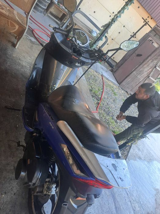 Продам скутер недорого
