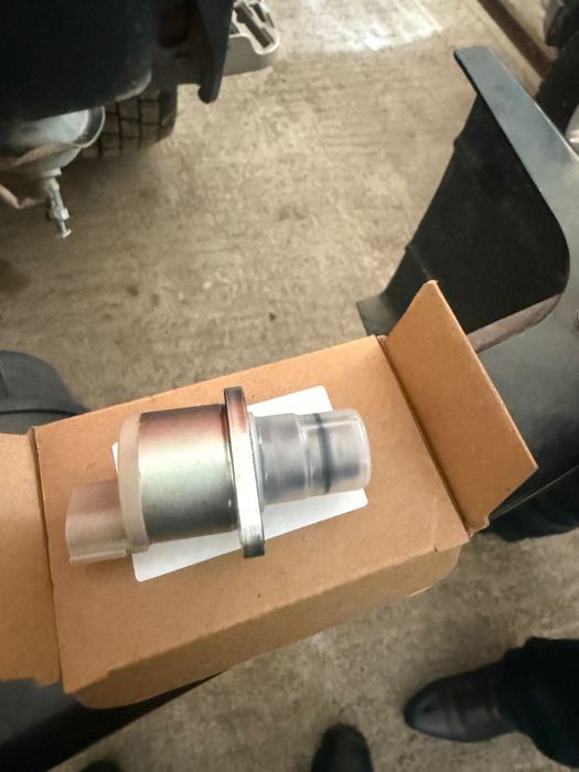 Продам для автомобиля клапан