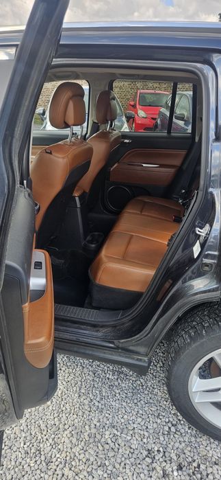 Jeep Compas Limitied   navi, xenon, camera, piele Dakota