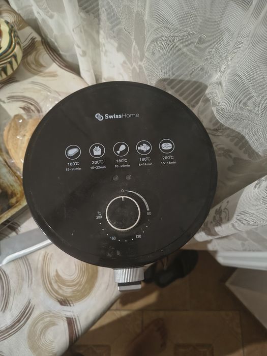 Friteuza cu aer cald,Air fryer