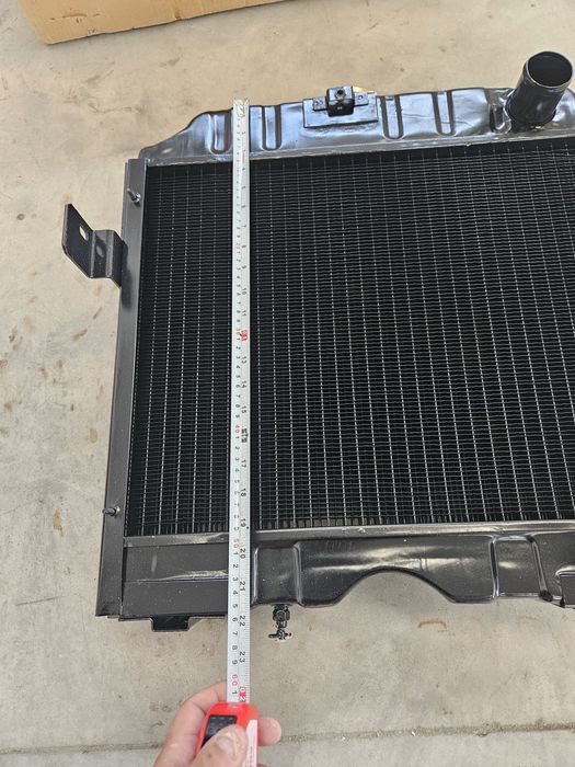 Radiator răcire tractor internațional 654