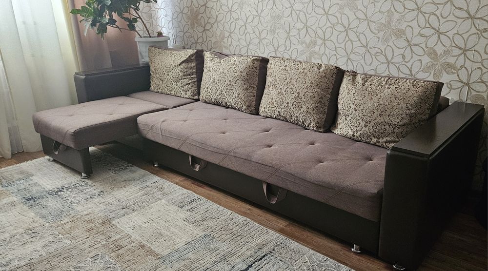 Продам диван 3,20