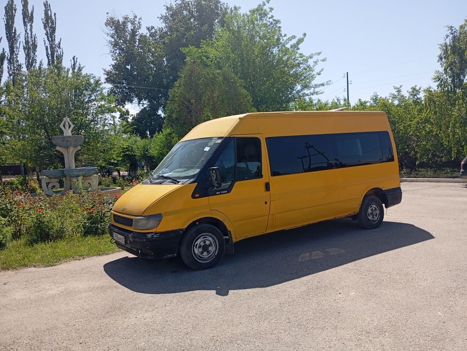 Микроавтобус Форд транзит