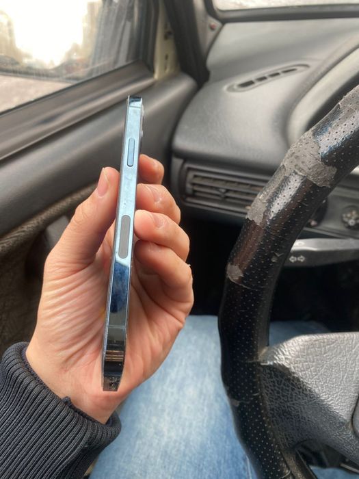 Продам iphone 12 pro 128gb