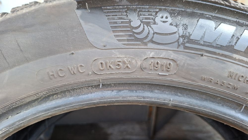 Зимни гуми 205 55 16 Michelin