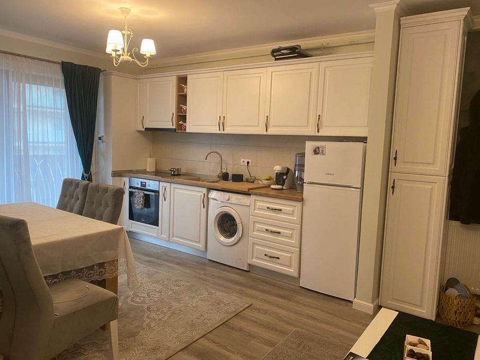 Apartament de inchiriat