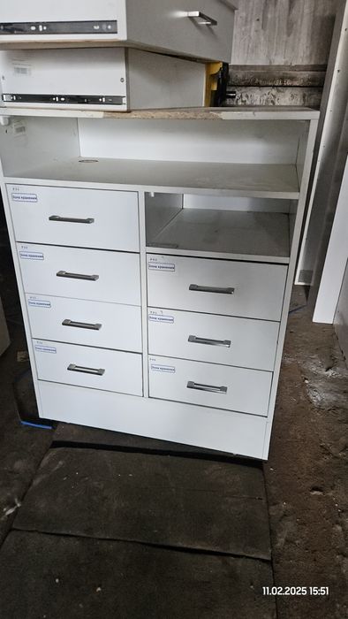 Продам шкафы, тумбы