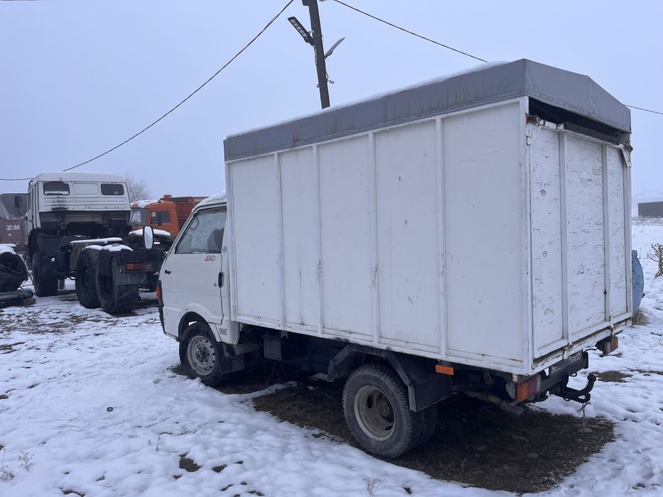 Продам мазда бонго