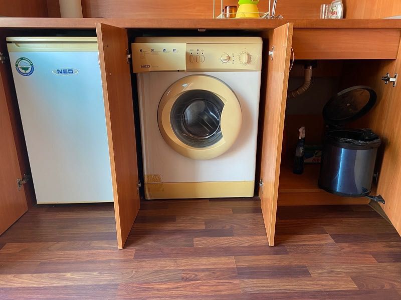 Дава се под наем Едностаен апартамент в София, Редута - 20 кв.м за 331.5 € - Снимка #2