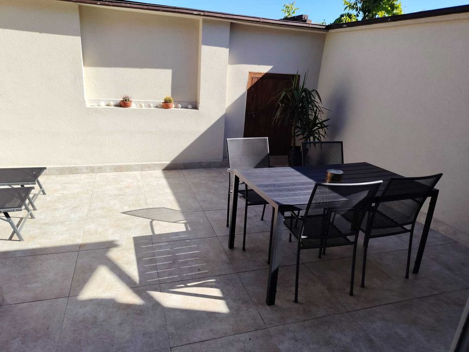 Apartament 3 camere + terasa Piata Armatei