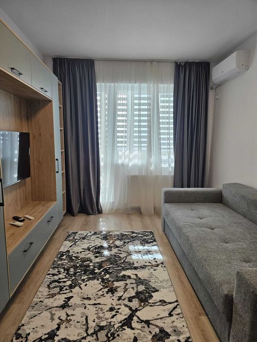 Inchiriez garsoniera