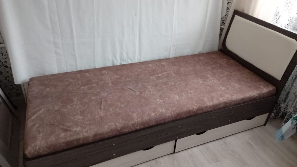 Продам кровать односпальная
