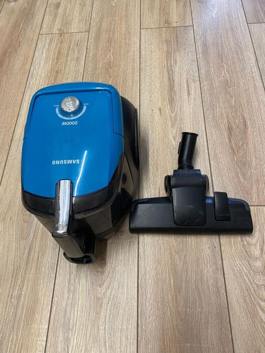 Пылесос Samsung 2000W