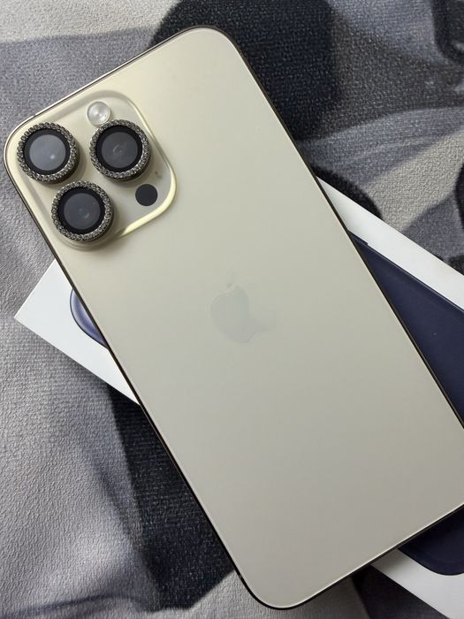 Продам Iphone 14 про макс
