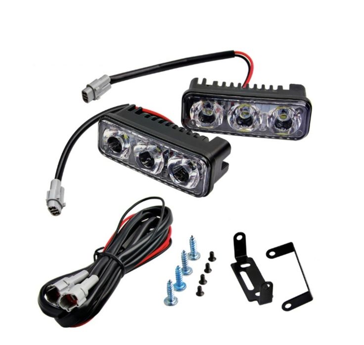 Комплект Предни Мощни 3 Led Лед Диодни Дневни Светлини 12V 3W НОВИ