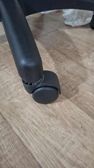 Кресло сатылады.