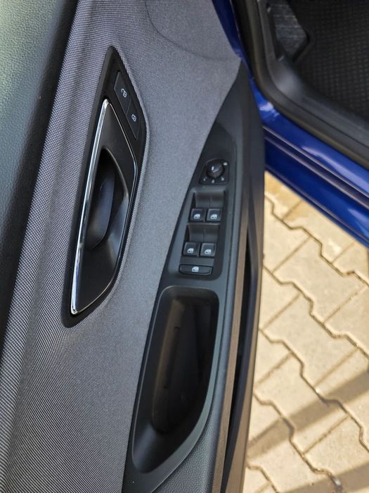 Seat Leon 2019 benzină, 12.401 € — imagine 3