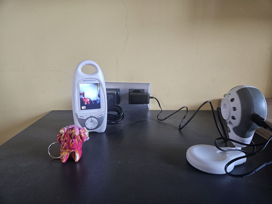 Видео Бебефон MOTOROLA MBP30