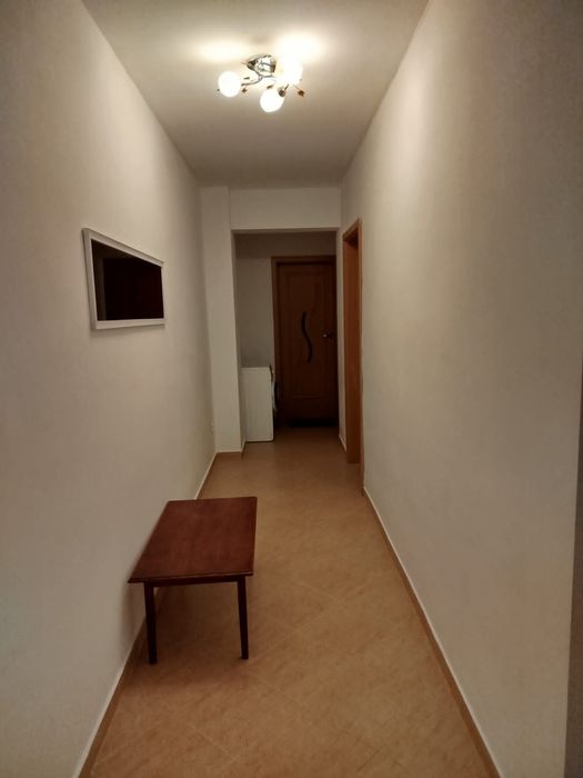 Persoana fizică inchiriez apartament 2 camere