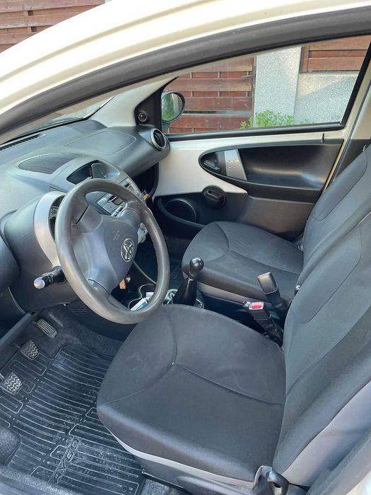 TOYOTA Aygo 2012 — imagine 3
