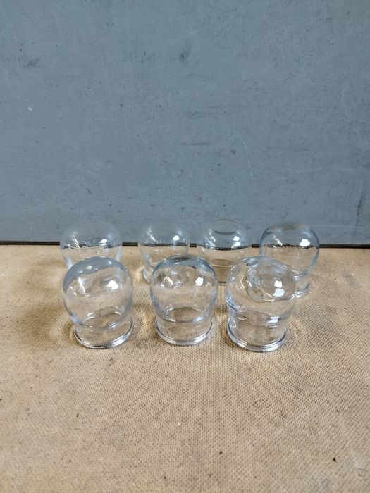 Стъклени вендузи за домашно лечение