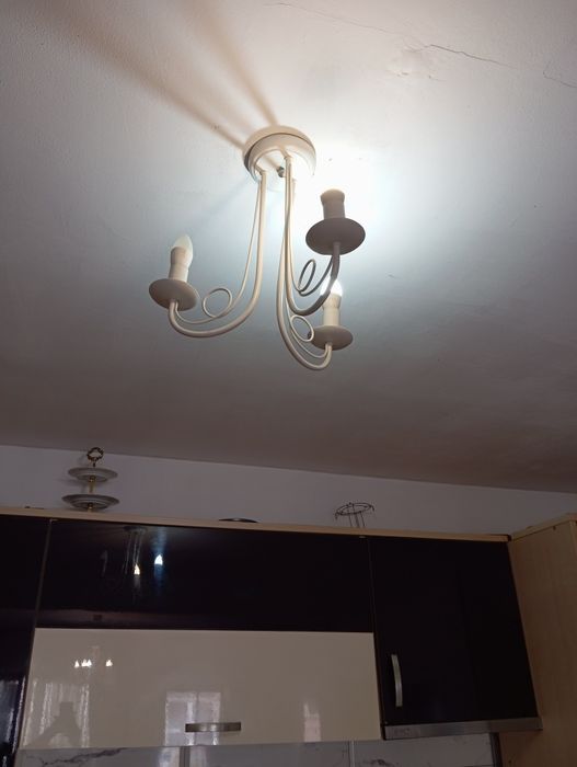 Candelabru unu cu 3 brațe și unu cu 5