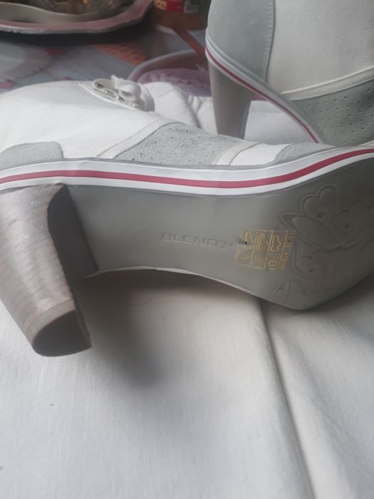 Продам сапожки 40 р