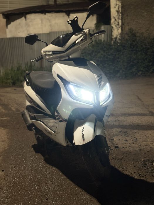 Продается мопед m8 срочно