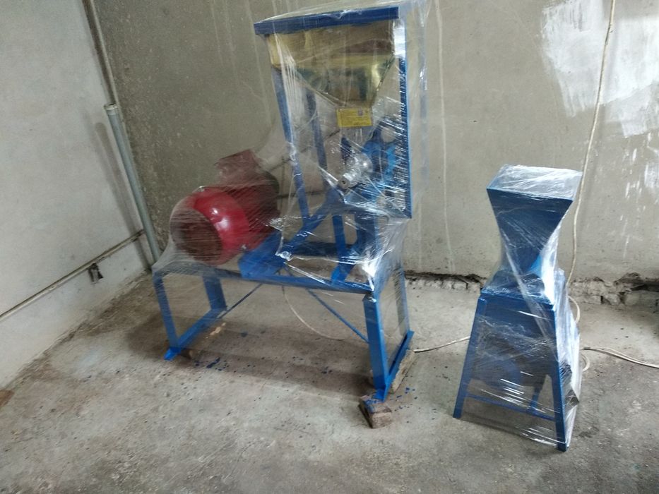 Кукуруз kukuruz тубичкаси аппарат ускунаси сотилади