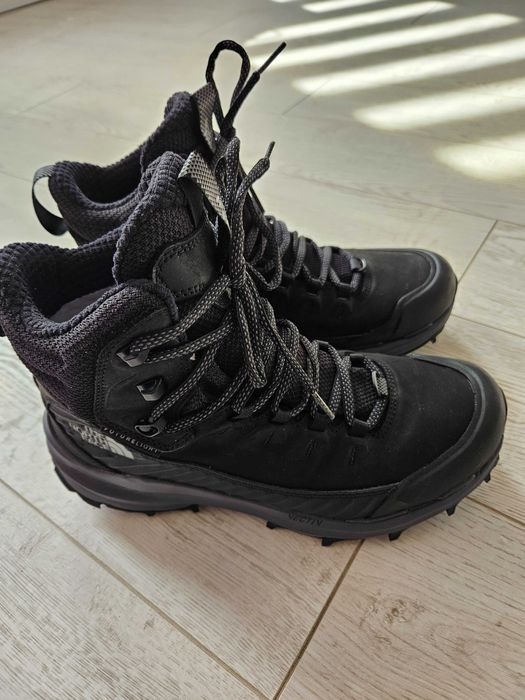 Обувки The North Face