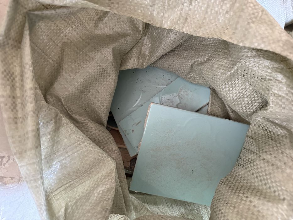 Строительный мусор (бетон и плитка)