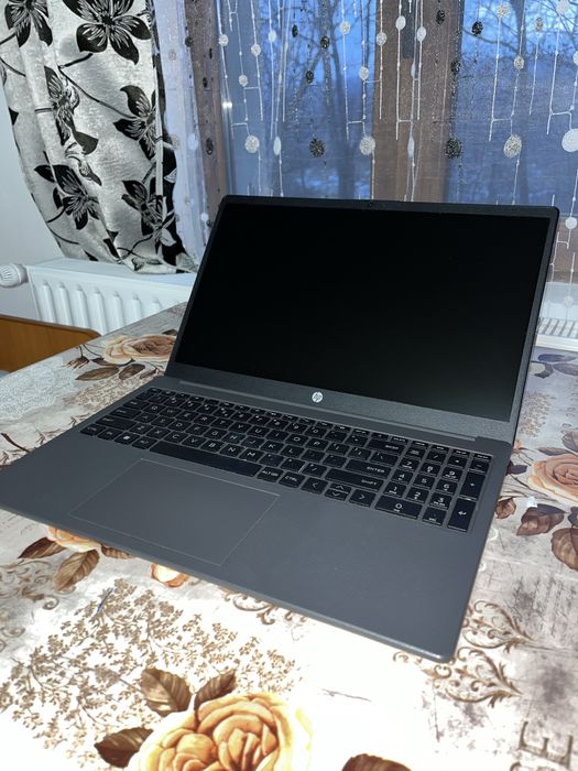 Laptop HP 250 15.6 inch G10 notebook (i5-1335u)