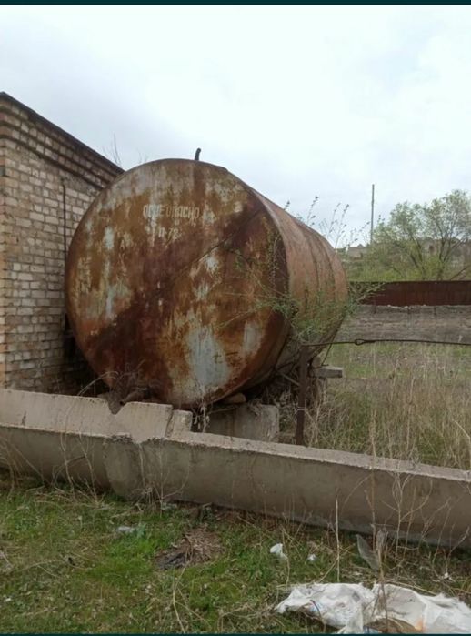 Цистерны ёмкосьт  бочка