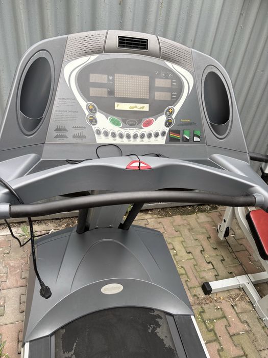 Тренажерный беговой дорожка