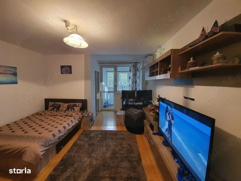 Garsoniera Vitan, Olimpia/Auchan