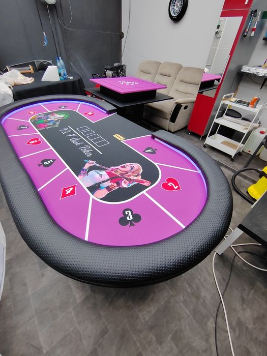 Masa de poker pe comanda