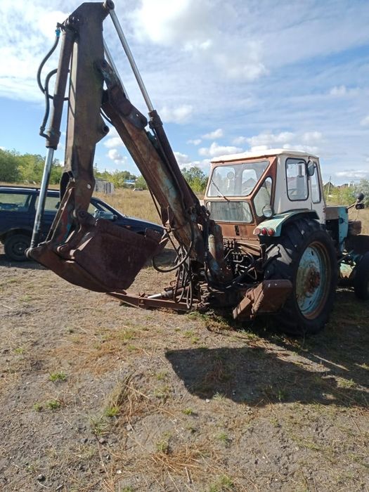 Экскаватор машина